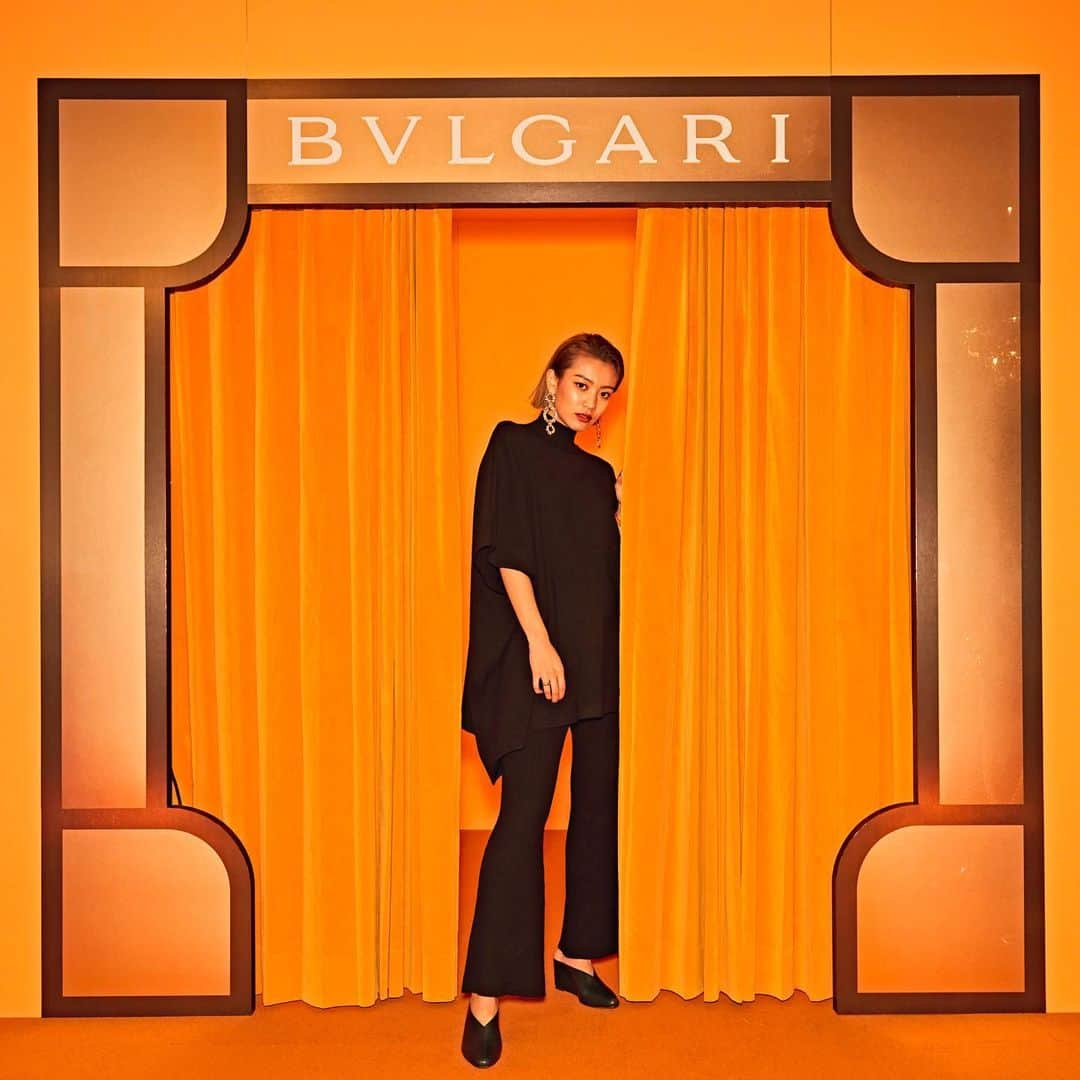 平アスカさんのインスタグラム写真 - (平アスカInstagram)「. しげきてきすぎる、すてきなparty💃🏾🧡🌹🥰 #bvlgari ##HARPERSBAZAARJAPAN #japan」10月24日 23時05分 - asucataira