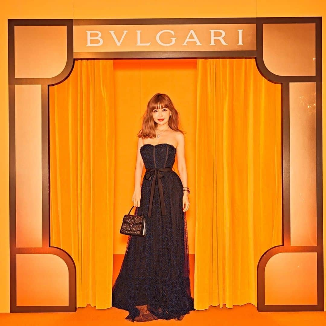 平子理沙さんのインスタグラム写真 - (平子理沙Instagram)「『harper by Harper’s Bazaar & CR 1周年パーティ』❤️ #Bvlgari #serpenti #blumarine #christianlouboutin ＃HARPERSBAZAARJAPAN ＃CRJAPAN ＠harpersbazaarjapan  @bulgariofficial  Dress / @blumarine Jewelry / @bulgariofficial Shoes / @louboutinworld  Styling by @kazuemizushima  Hair & Makeup by @george828」10月24日 23時08分 - risa_hirako