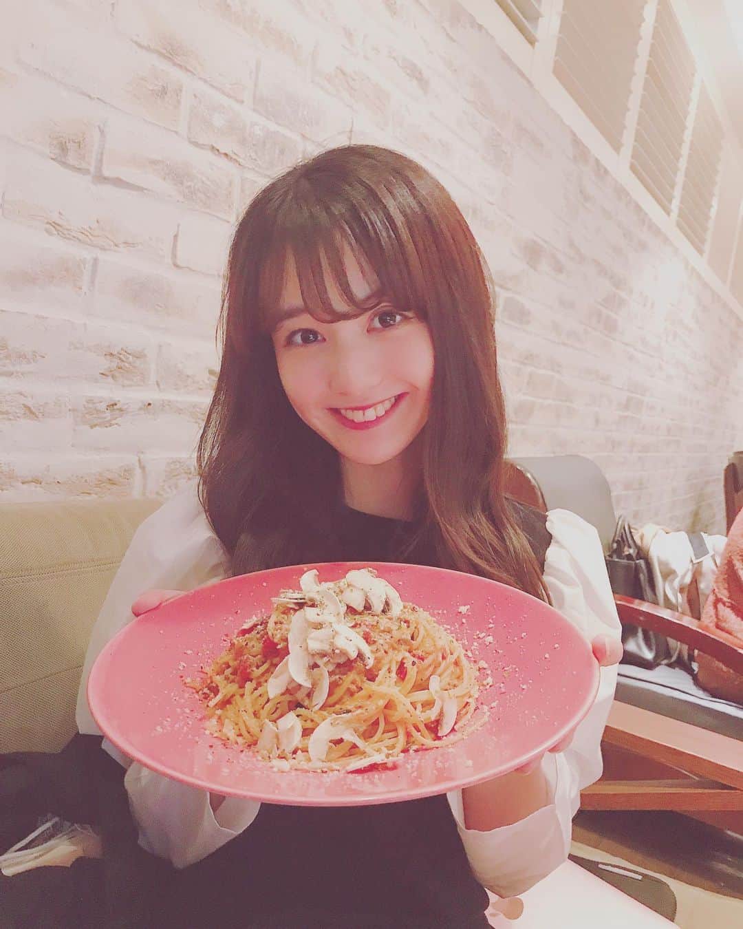 中川梨花のグルメインスタ