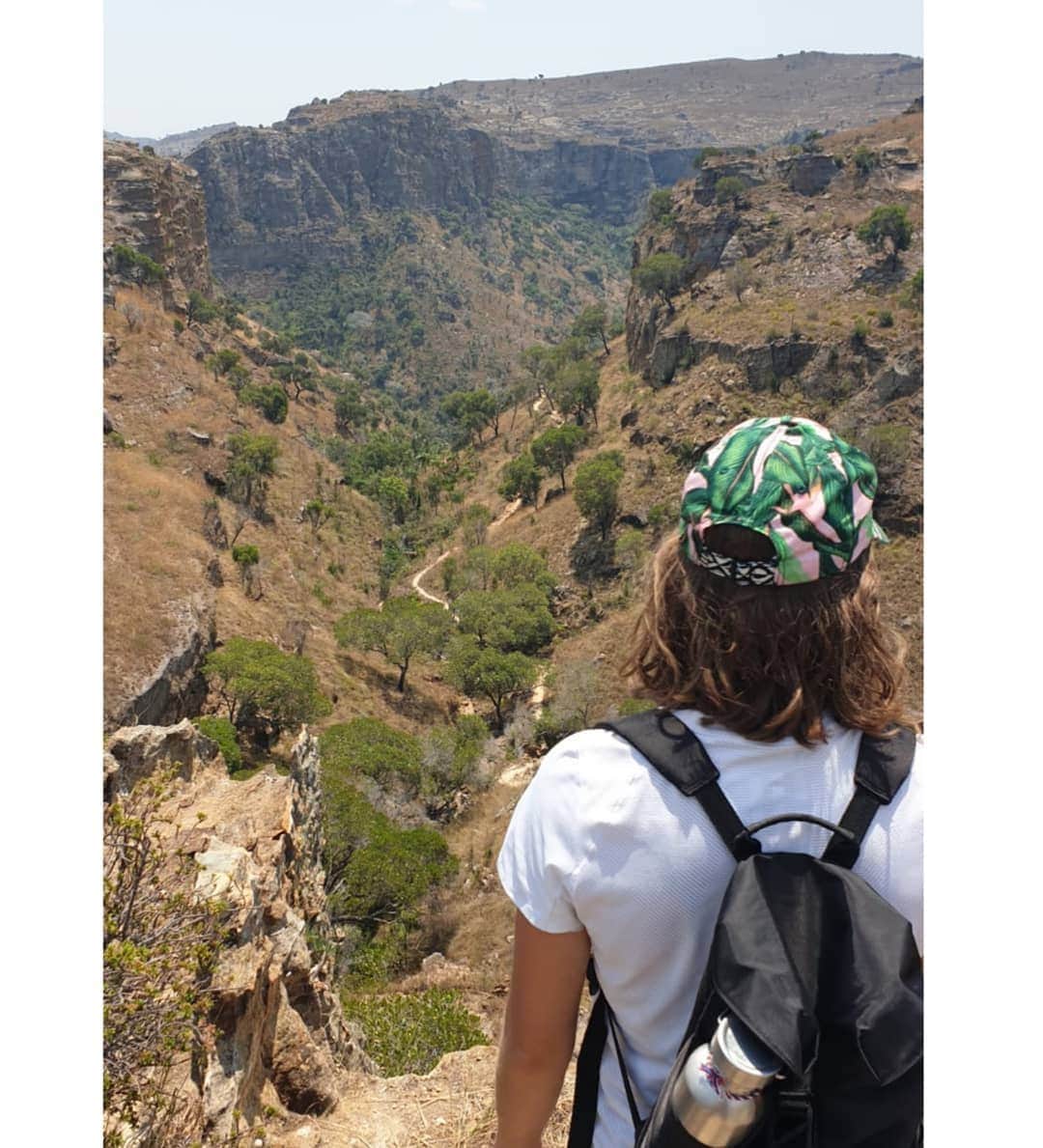 Amandine BROSSIERさんのインスタグラム写真 - (Amandine BROSSIERInstagram)「Je crois que je suis tombée sous le charme de Madagascar 🙈  #vacances #soleil #nature #rando #lavieestbelle」10月25日 0時58分 - amandine.brossier