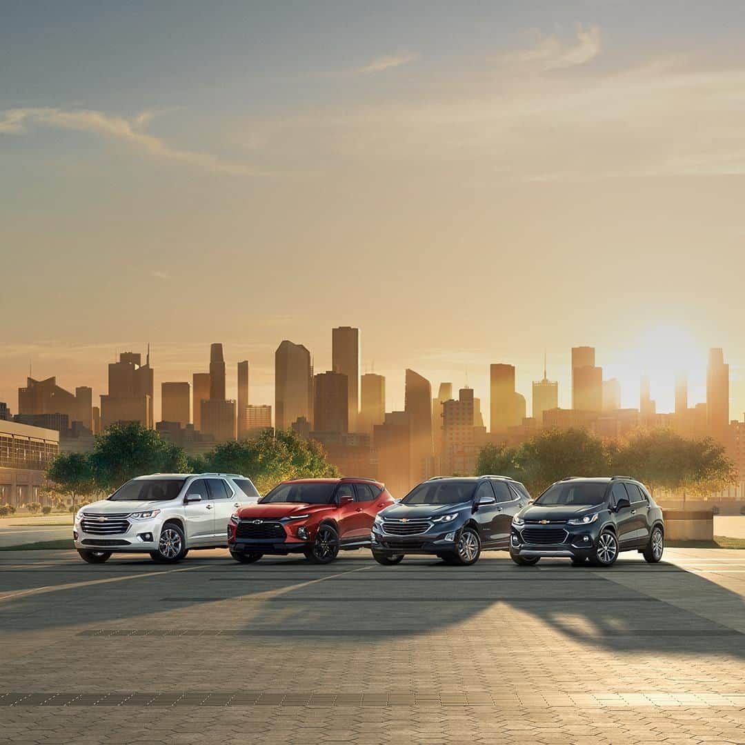 シボレーのインスタグラム：「Party of one, two, or eight? No matter the size of your crew, we have an SUV for you. #ChevyTraverse #ChevyBlazer #ChevyEquinox #ChevyTrax」