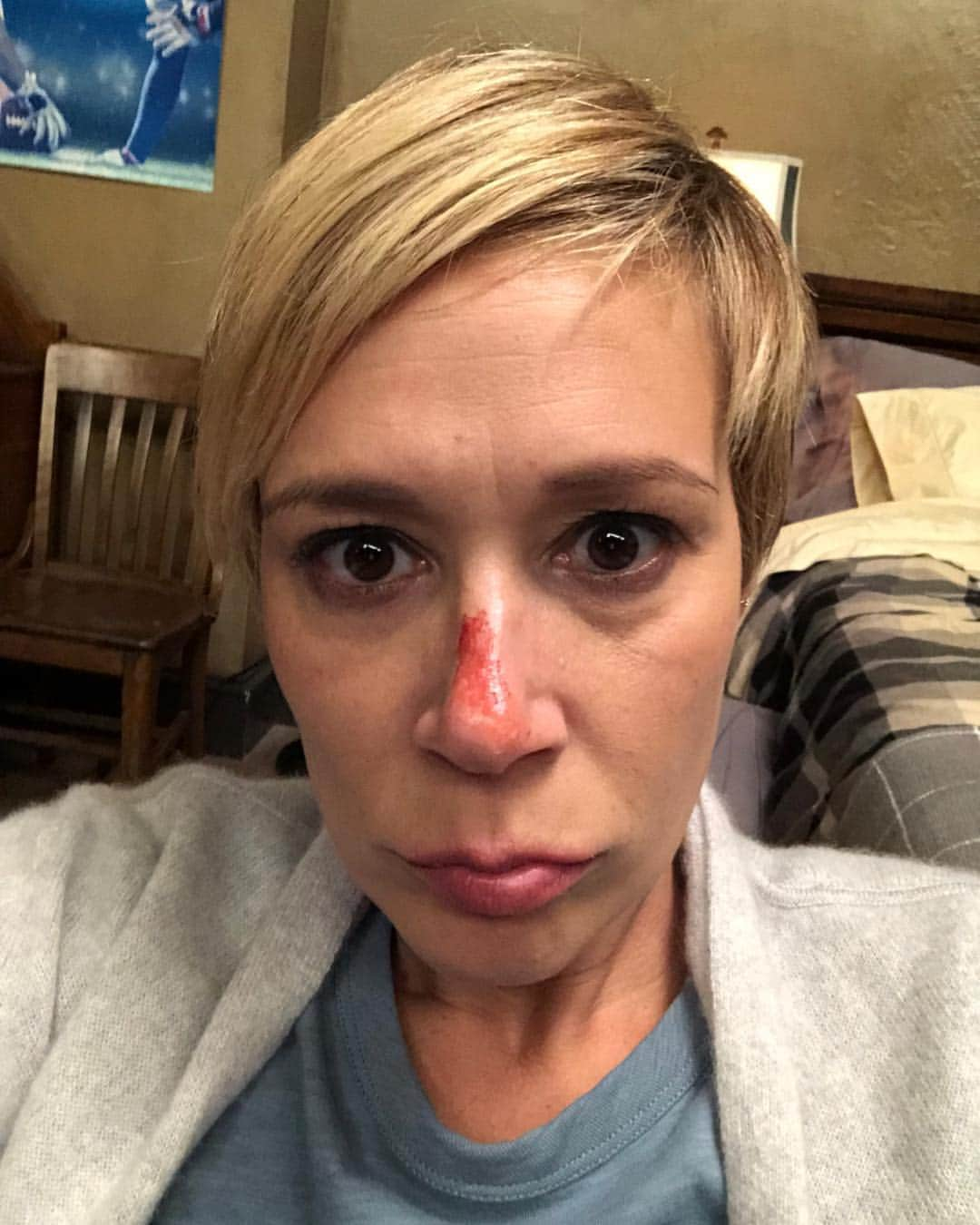 ライザ・ウェイルさんのインスタグラム写真 - (ライザ・ウェイルInstagram)「This face and others TONIGHT on an all new super duper episode of @howtogetawaywithmurder  #HTGAWM」10月25日 2時27分 - lizaweil