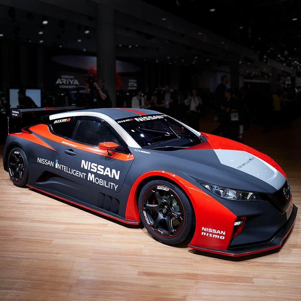 Nissanさんのインスタグラム写真 - (NissanInstagram)「The future of #Nissan #IntelligentMobility has arrived at #TokyoMotorShow with the #NissanLEAF #NISMO RC, #NissanSkyline and so much more. 😎 #TMS2019」10月25日 2時52分 - nissan