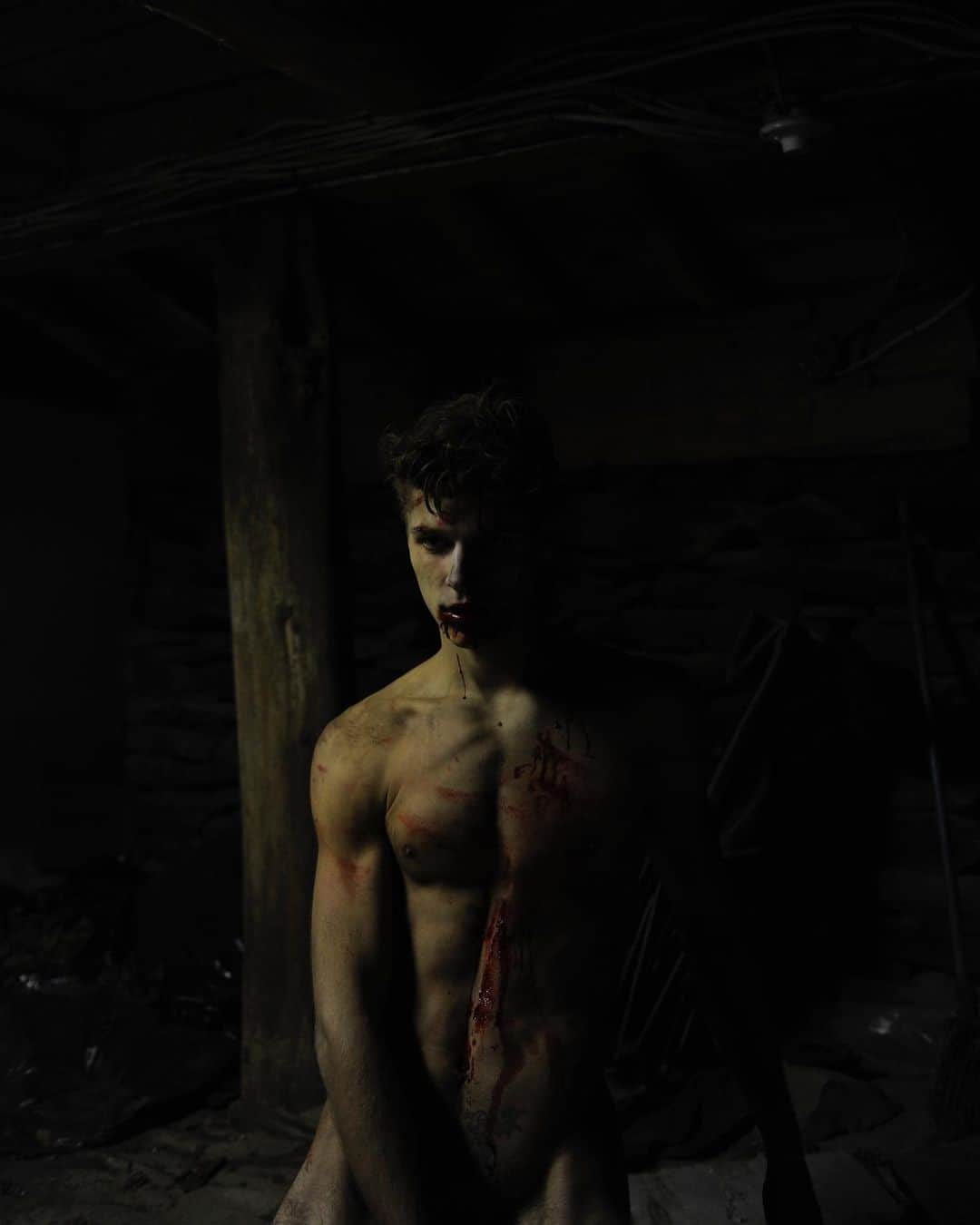 カーター・スミスのインスタグラム：「31 DAYS OF ALL THE DEAD BOYS @all_the_dead_boys」