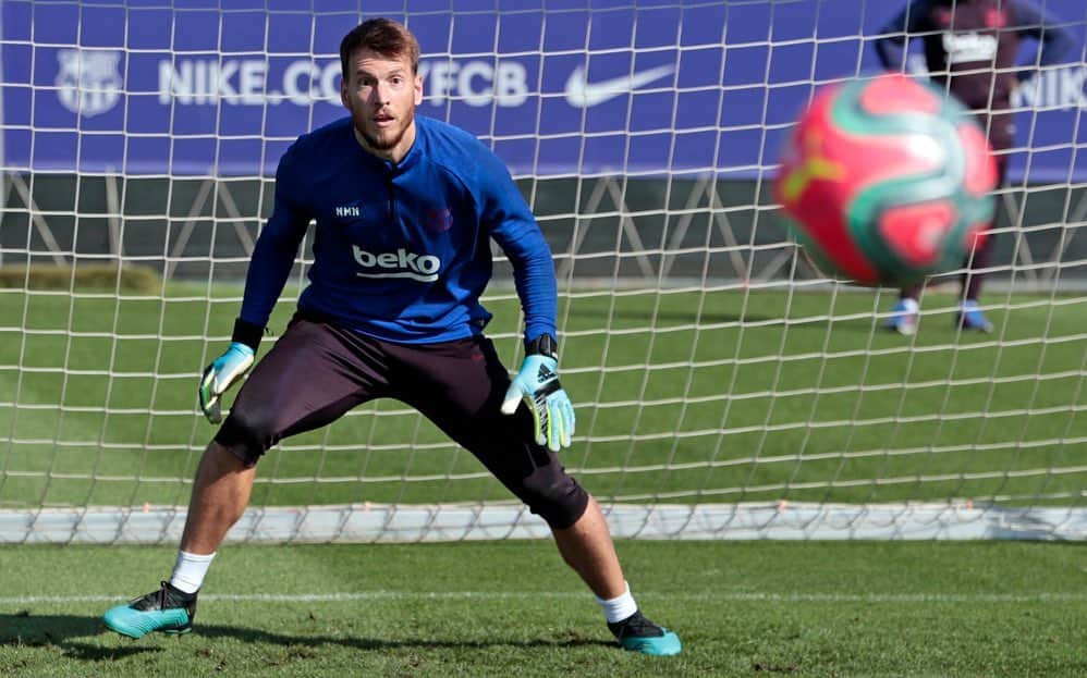 ノルベルト・ムラーラ・ネトのインスタグラム：「Let’s work! @fcbarcelona」