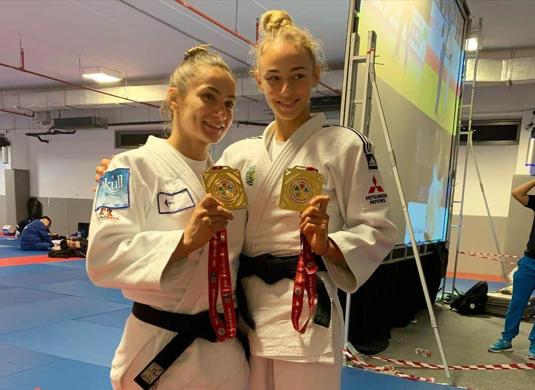 ダリア・ビロディドさんのインスタグラム写真 - (ダリア・ビロディドInstagram)「Today gold medal at the Abu Dhabi Grand Slam😊🥇🥋 #judoabudhabi2019」10月25日 3時37分 - dariabilodid7