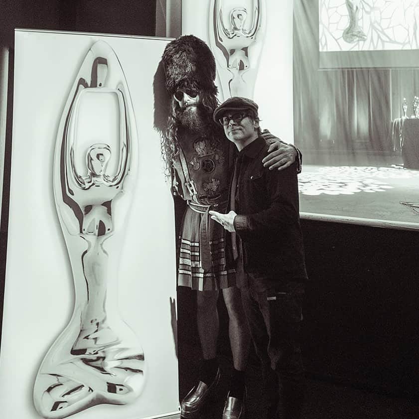 Your Favorite Enemiesのインスタグラム：「Congrats to everyone who has been nominated and who won at @adisq tonight! A special congrats to our own @alexhenryfoster & @sef_lemelin who were nominated in the categories “Anglophone Album of the Year” & “Instrumental Album of the Year” respectively!  There’s a great deal of talent in Quebec. May we all support one another and help the Quebec scene flourish & grow beyond frontiers!  #galaadisq #palmaresadisq #alexhenryfoster #seflemelin #windowsinthesky #deconstruction」