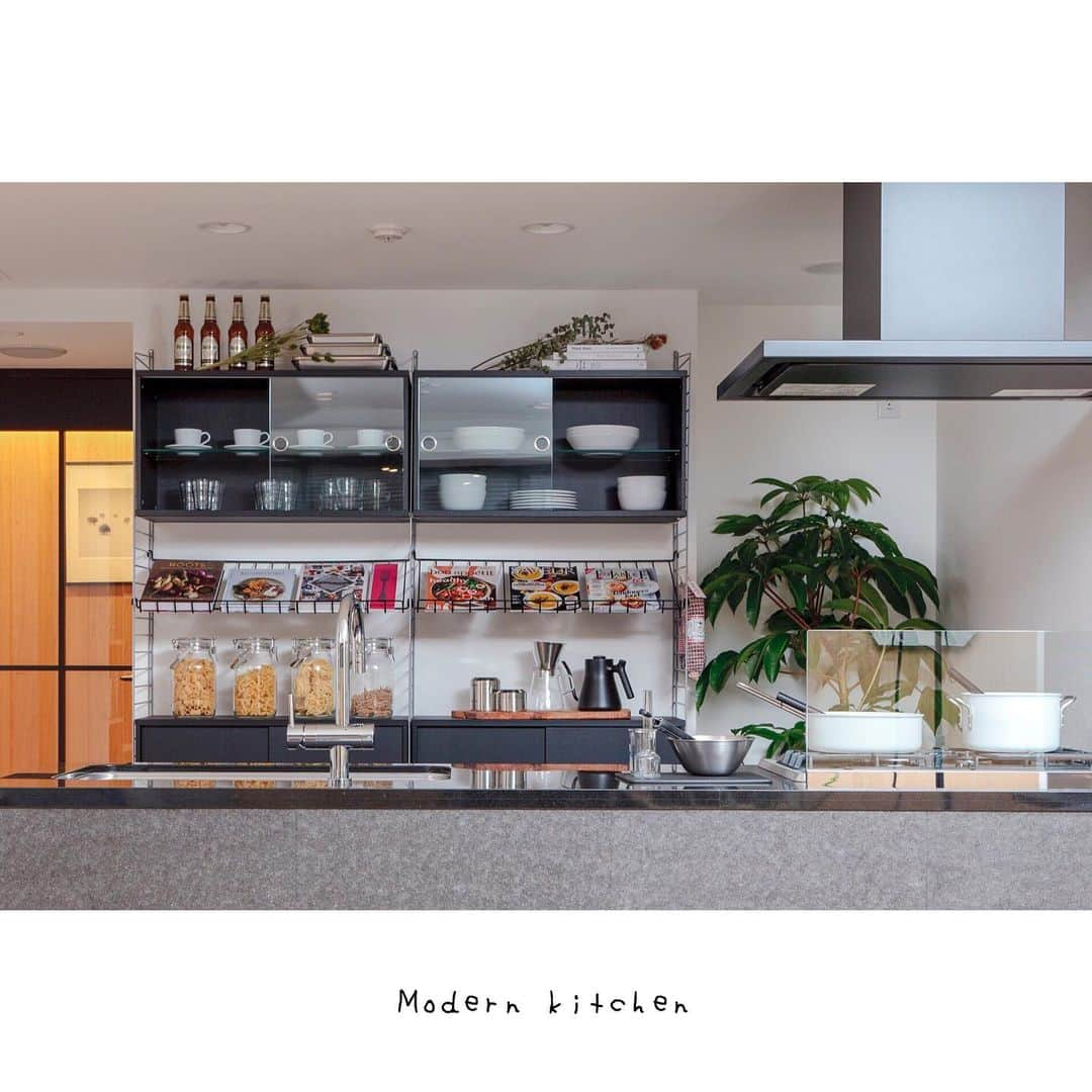 IMPRESTのインスタグラム：「Kitchen ・ #新築 #マンション #分譲マンション #マンションライフ #マンション暮らし #住宅 #デザイン住宅 #リノベーション? #部屋 #インテリア #リビングインテリア #デザイナー #空間デザイン #こだわりの家 ・ #暮らしを楽しむ #ライフスタイル ・ #キッチン #キッチンカウンター #キッチンインテリア ・ #interior #interiordesign #myhome #japan ・ #双日新都市開発 #インプレスト #IMPREST_」