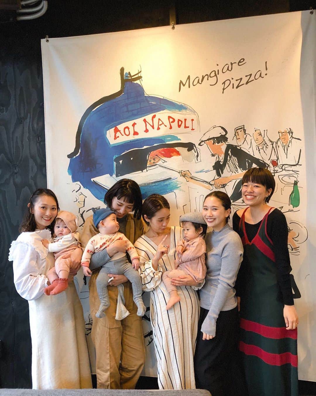山﨑さおりさんのインスタグラム写真 - (山﨑さおりInstagram)「. 楽しみにしてたてんしばはあいにくの雨模様➿ 次はピクニックリベンジね🌷🌈 癒しの数時間あっという間🥺」10月25日 14時40分 - saori_emunjewelry