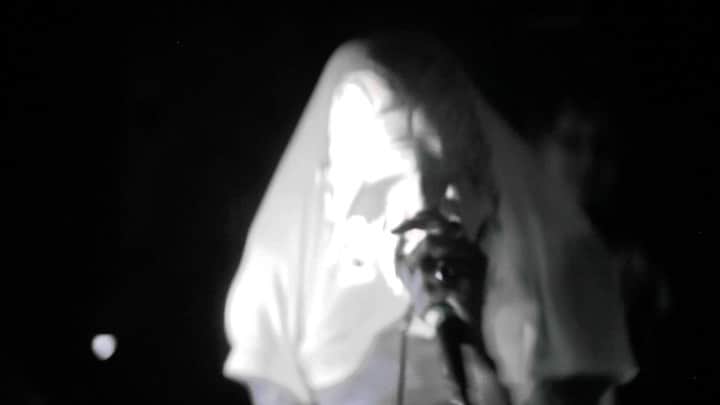 オルタモントのインスタグラム：「Come tear up the dance floor tonight at @theechola w/ @plaguevendor @noparentss @spiritmotherband !!🤘👻🤘 // 📹: @headed_somewhere // #CFADC」