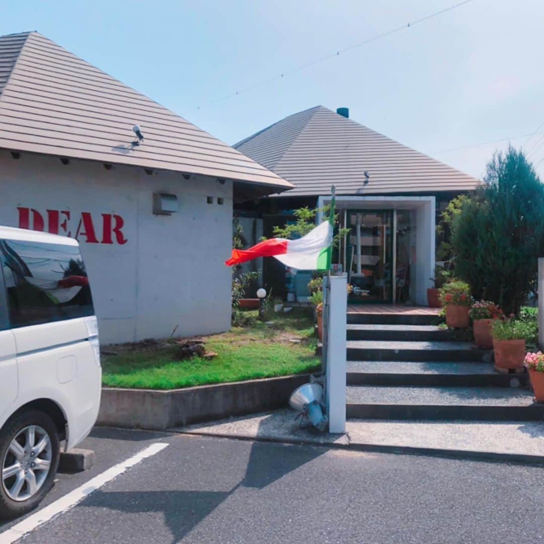 とぎもちさんのインスタグラム写真 - (とぎもちInstagram)「♡ 友達と屋島のDEAR行ってきた💕 ピザもパスタも安定に美味しい🍝💓 そしてここのおすすめはケーキ！！ いろんなケーキがあってどれも本格的ですごく美味しい♪ 私のお気に入りはシフォン系💓💓 ♡ #ディア #DEAR #屋島 #香川 #日本 #香川パスタ #屋島パスタ #高松パスタ #高松ランチ #香川ランチ #屋島ランチ #高松グルメ #屋島グルメ #香川グルメ #パスタ #香川旅行 #高松旅行 #파스타 #다카마쓰 #카가와 #일본 #다카마쓰맛집 #카가와맛집 #다카마쓰여행 #카가와여행 #먹스타그램 #토기모치 #とぎもち #とぎもちkorea #토기모치mukbang」10月25日 12時47分 - togistagram