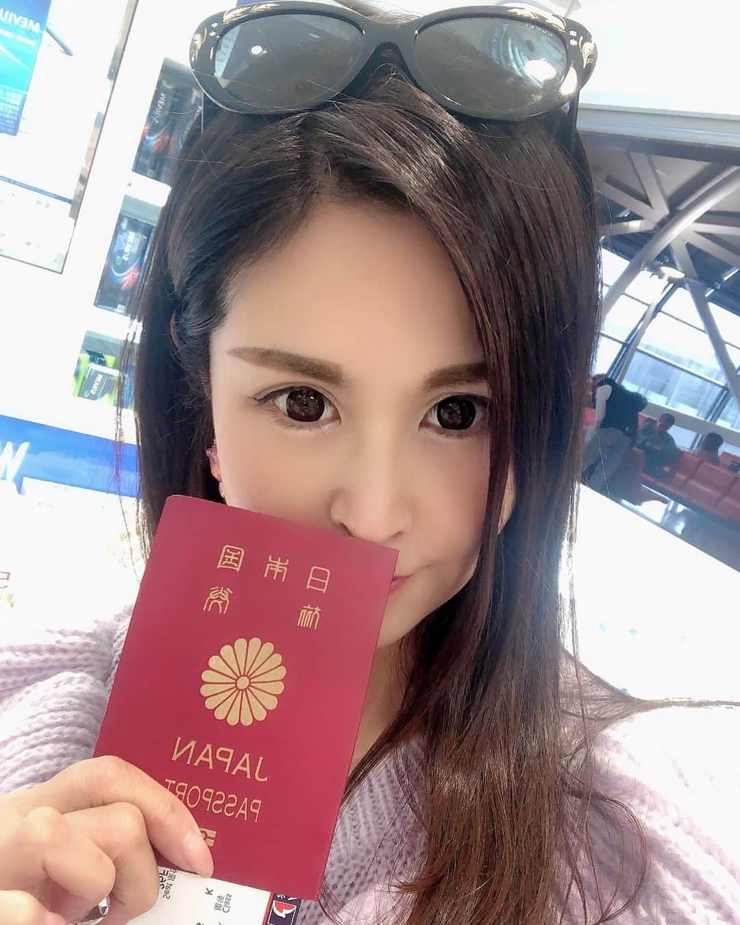 のインスタグラム：「もーすぐフライト✈️」