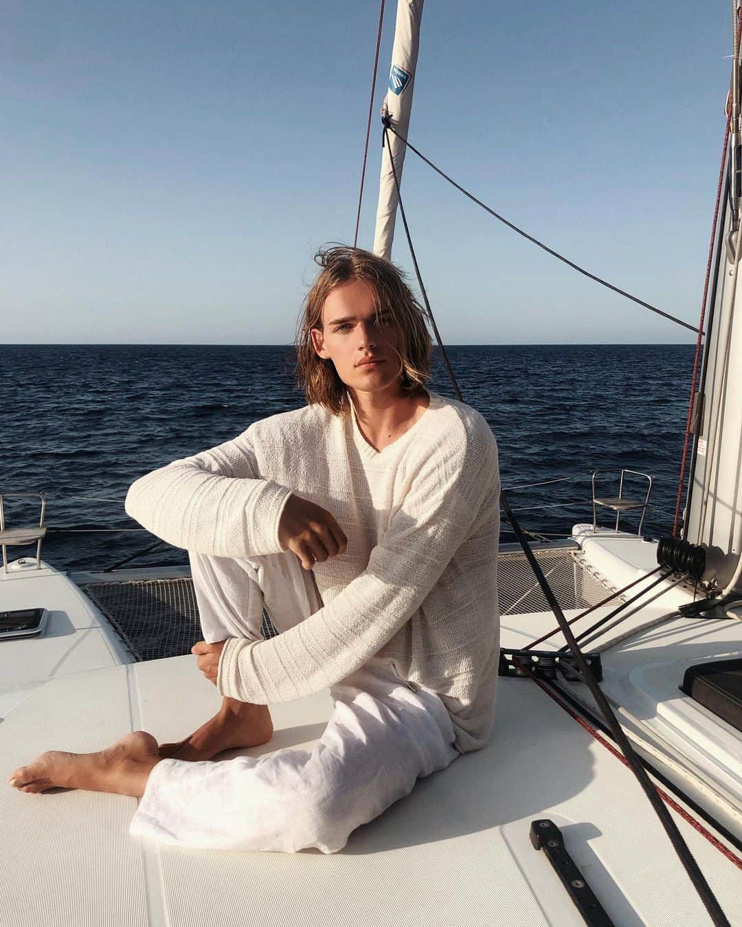 Ton Heukelsのインスタグラム：「I know I haven’t posted in two weeks, it just took me that long to find a picture where I actually had a shirt on」