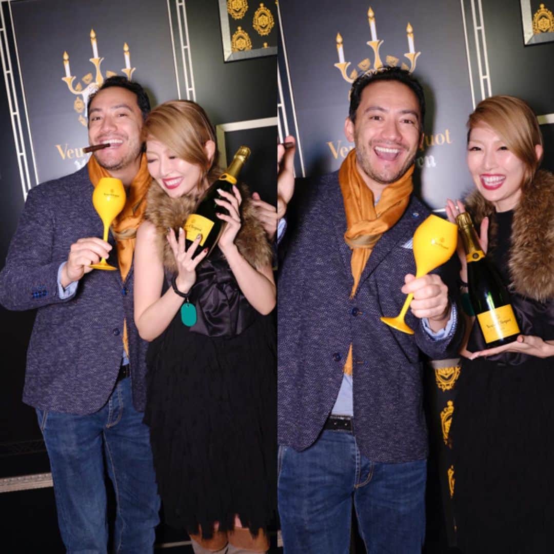 梅野舞さんのインスタグラム写真 - (梅野舞Instagram)「今夜は表参道のパーティーの後は VEUVE CLICQUOT YELLOWEEN 2019へ  フランスのシャンパーニュブランド「ヴーヴ・クリコ」が贈る  ヴーヴ・クリコイエローラベルをカラーに 大人のハロウィン🎃パーティーは 賑やかで 会場は華やかに彩られていました♬  料理研究家ベリッシモにも久しぶり会えた！★ お友達にもたくさん会えたhappy nightに💋  #VeuveClicquot #Yelloween #liveclicquot  @VeuveClicquot#party#night  #大人の#ハロウィンパーティー #halloween #halloweenparty  #instagram#instagramjapan #instapastry」10月26日 0時13分 - mai.umeno