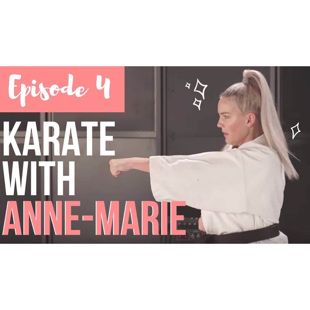 のインスタグラム：「【Anne-Marie】 Karate with Anne-Marie Episode 4💕 ✨ ワーナーミュージック・ジャパン洋楽のYouTubeチャンネルで是非チェックしてみてください🎥 ✨ リンクはこちら👉 https://youtu.be/q5FnsP6G3Js」