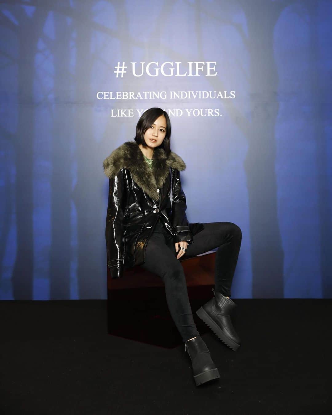 入夏さんのインスタグラム写真 - (入夏Instagram)「@uggjapan 🖤 このバイカーシリーズは私の私服に合わせやすくてお気に入り💋  #ugglife #uggjapan」10月25日 17時36分 - iruka__offi
