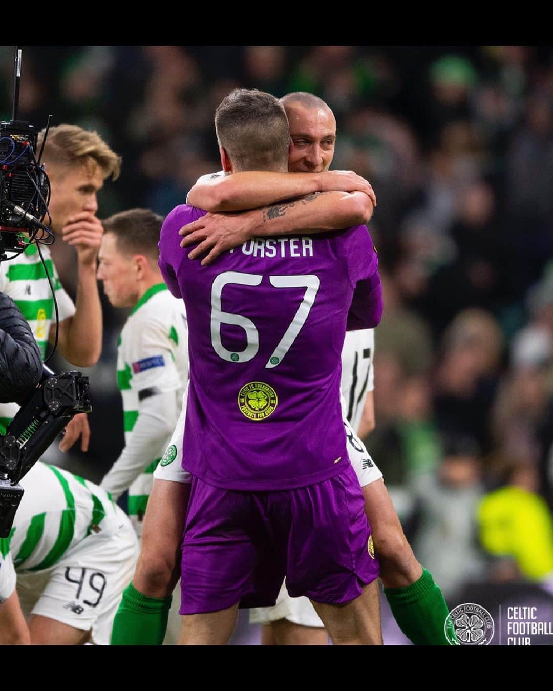 のインスタグラム：「Huge win last night and what an atmosphere 🍀💚」