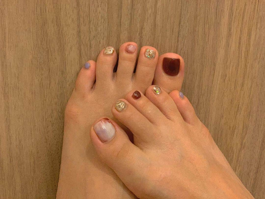 瀬戸サオリさんのインスタグラム写真 - (瀬戸サオリInstagram)「フットネイル💅 テンションの上がる可愛さなんだ〜🕺 ＿＿＿＿＿＿＿＿＿＿＿＿＿＿＿＿ #ネイル #フットネイル #nail」10月25日 19時19分 - seto_saori