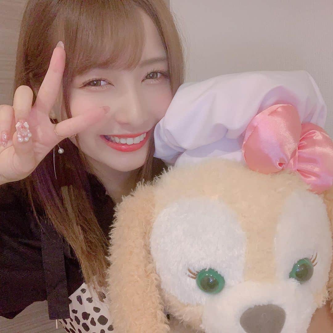 太田里織菜のインスタグラム：「. 東京ディズニーシーにクッキーちゃん来るのめっちゃ嬉しい♡ . ディズニーは癒しです\( *´•ω•`*)/ . そんでもって先日またまた( @ys.dentalcure )ワイズデンタルキュアさん行ってきました！ .」