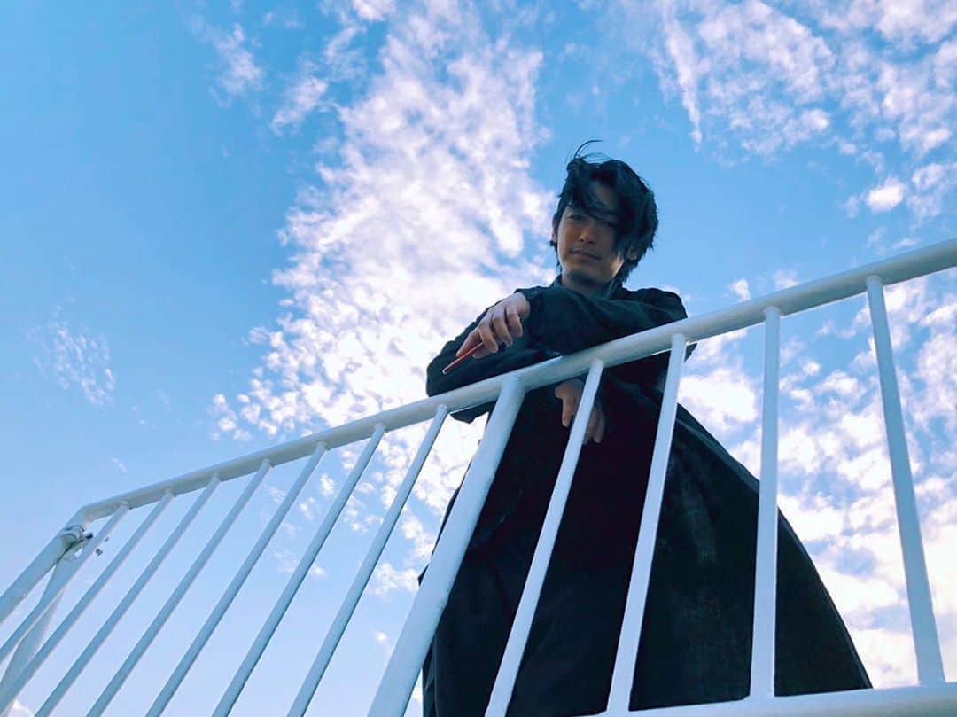 のインスタグラム：「約束のあの場所で、 待ってるぞ✨  #シャーロック #ccoパトロール #待ち受けにどうぞ  #shelly  @sherlock_cx」
