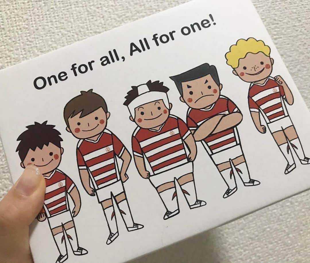長澤彩子さんのインスタグラム写真 - (長澤彩子Instagram)「ちゃんまな(同期)がラグビーのお菓子をくれた🏉焼き菓子の詰め合わせ🍪  私の好みをしっかり把握してくれるのがさすが❤️ #anneau #パティスリーアノー #rugby」10月25日 21時42分 - ayako212nagasawa