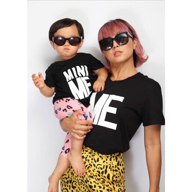 Nazukiさんのインスタグラム写真 - (NazukiInstagram)「月 ママ&ベビーダンスレッスン スケジュール‼️‼️‼️‼️ ビギナークラスは産後トレーニングを重点してやっていきたいと思います😊 ダンスマスターは、トレーニングだけではなくストレッチもやり、振りも長めにやります😊  2歳からダンスは2歳になってなくても歩けるようなったら大丈夫です👌  11/7 木　新宿 12:30〜13:30ビギナー 13:30〜14:30 アップ  11/9 土　渋谷 12:00〜12:50 2歳からダンス 13:00〜14:00 ビギナー  11/15 金　原宿 12:30〜13:30 ビギナー 13:40〜15:10 ダンスマスター  11/19 火　横浜 12:30〜13:30 ビギナー 13:30〜14:30 アップ  11/24 日　原宿 14:00〜14:50 2歳からダンス 15:00〜16:30 ダンスマスター  11/26 火　原宿 12:30〜13:30 ビギナー 13:40〜14:40 アップ  11/30 土　鎌倉 13:00〜13:50 2歳からダンス 14:00〜15:00 ビギナー  1レッスン ¥2600税込 2レッスン連続受講 ¥500 割引き (ママから2歳ダンスは対象外) 2歳からダンス ¥2400 税込 ダンスマスター ¥3600 税込  生後3カ月から🆗 2歳ダンスは2歳前でも歩けるようになったら🆗 ビギナーはダンス未経験の方や初心者の方で、産後ダイエット、トレーニング重視！！ 赤ちゃんと一緒にトレーニングダンスします。  アップは、ダンス経験者で、トレーニングと振りをやります。 子連れじゃなくても大丈夫です！  何か質問などありましたらメッセージください😊  ご予約ですが、予約が多いため、第1締め切りを10/31 までの締め切りとさせて頂きます。 それ以降は、空きがありましたら、1週間前の締め切りになります！ キャンセルは３日前までとなります。それ以降は全額負担とさせて頂きますので、何卒ご了承くださいませ。  ご予約 info.mamadance@gmail.com お名前 ご連絡先 レッスン希望日 お子様年齢  お待ちしてます😊  #mama #mamadance #dance #mamalife #kidsdance #babydance #ダンサーママ #ママダンサー #ベビトレヨガ　#ベビトレ #産後トレーニング　#産後ダイエット　#男の子ママ #シンママ」10月25日 22時27分 - nazuki_08