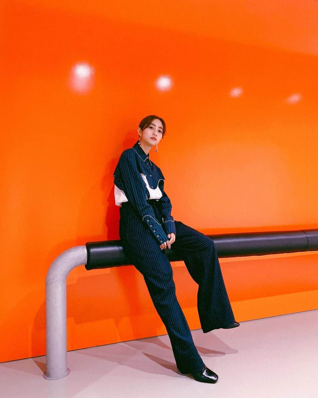 堀田茜さんのインスタグラム写真 - (堀田茜Instagram)「🍊🍊🍊 @pameopose  パンツお買取👖ラインが綺麗！ #あかねのいしょう」10月25日 22時49分 - akanehotta