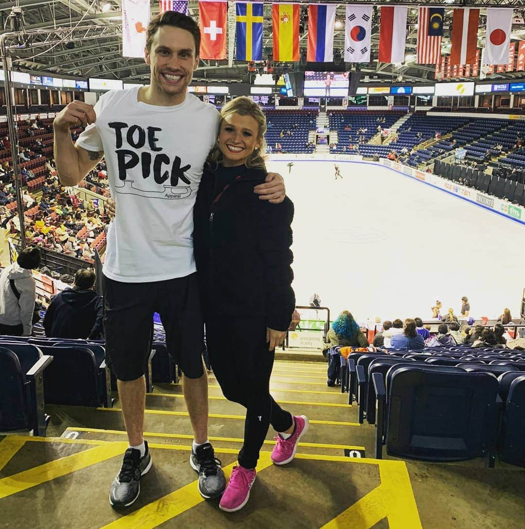 マイケル・マリナロさんのインスタグラム写真 - (マイケル・マリナロInstagram)「Growing up in a hockey town, I was one of few boys who chose to figure skate. @toepickapparel is a company that helps invest in figure skating for young boys to help grow the sport and give them the opportunity to have an incredible experience with skating, the same way I did!」10月25日 22時56分 - marinarosauce1