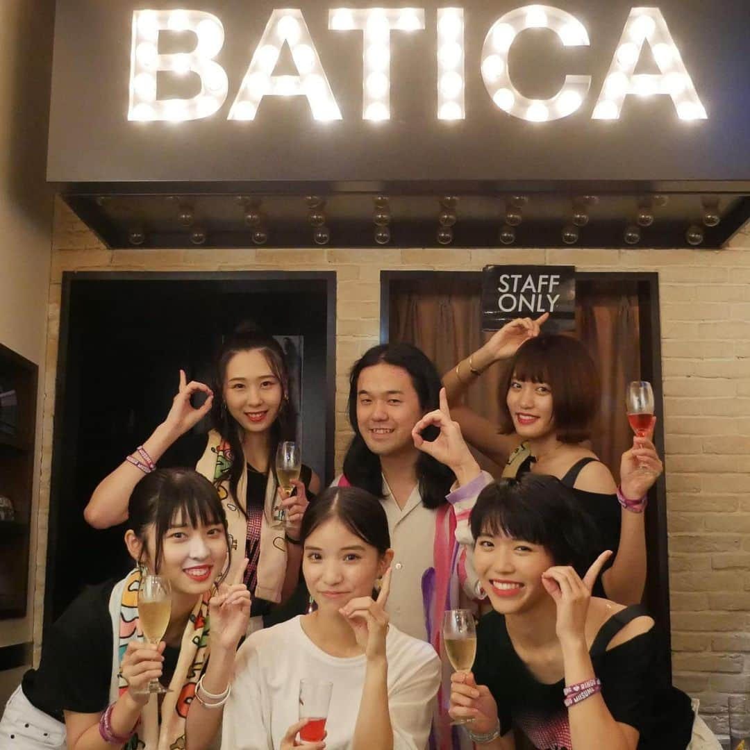 りんご娘さんのインスタグラム写真 - (りんご娘Instagram)「‪#BATICA presents「RINGOMUSUMEと仮谷せいら、そしてPARKGOLF」ご来場ありがとうございました!! とっても楽しく充実したスリーマンになりました🍎🍏 #仮谷せいら さん、#PARKGOLFさん とまたいつかご一緒できる日を信じて…。‬ ‪#りんご娘 #RINGOMUSUME‬ #恵比寿　#東京　#対バン　#ジンジャーエール好き #炭酸好き」10月25日 23時03分 - _ringo.musume.com_