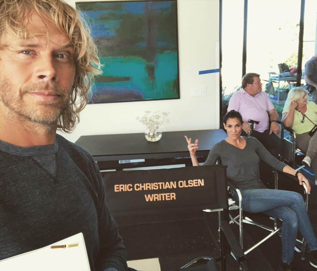 のインスタグラム：「@danielaruah is planning a mutiny. #ncisla #episode250 #themother」