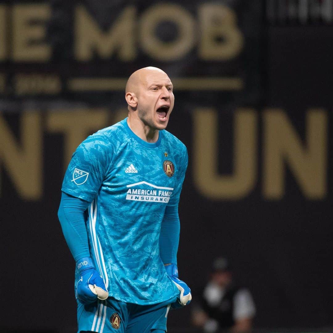 ブラッド・グザンのインスタグラム：「Let’s gooo!!!! We keep going!!! @atlutd」