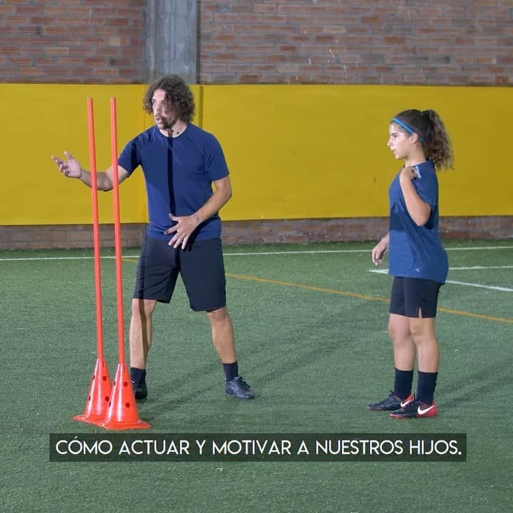 カルレス・プジョルのインスタグラム：「Esta semana he lanzado mi nuevo proyecto MentorCourse. Siempre he creído en la educación mediante el deporte, en los valores que han de estar presentes y cómo se transmiten. He creado un curso online en el que me dirijo a padres y madres que quieran ampliar la formación de sus hijos mediante el fútbol, que quieran pasar tiempo con ellos. En este curso encontrarás ejercicios y consejos que me han acompañado en mi carrera como profesional.  He intentado transmitir toda mi experiencia para que puedas saber cómo actuar con tus hijos en cada situación y de esta forma, aportar valor a su entrenamiento. Una oportunidad única para que disfrutéis de vuestra pasión dentro y fuera del campo. Espero que los que podáis realizar este curso, disfrutéis practicando tanto como yo he disfrutado haciéndolo.  Descúbrelo en @mentorcourse. Si quieres saber más link en stories.」