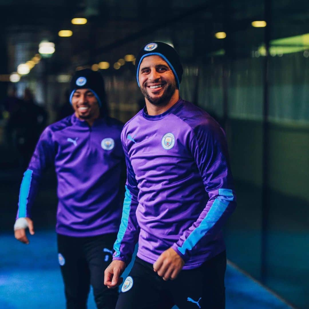 マンチェスター・シティFCさんのインスタグラム写真 - (マンチェスター・シティFCInstagram)「Hi it’s winter 🥶 ⁣ ⁣ ⁣ ⁣ ⁣ #mancity」10月26日 2時10分 - mancity