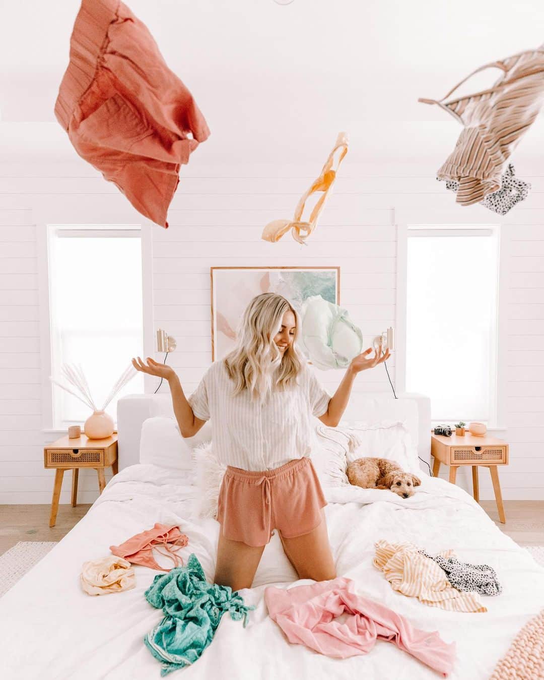 Aspyn Ovard Ferrisさんのインスタグラム写真 - (Aspyn Ovard FerrisInstagram)「Shop my closet on @thredup today! I cleaned out my closet and have a bunch of pieces on their site, you can shop them through the link in my bio! They have a ton of secondhand pieces from different brands for up to 90% off estimated retail, so it's great for your wallet and the environment! Let me know if you purchase anything!! #thredUPinfluencer #secondhandfirst」10月26日 2時08分 - aspynovard