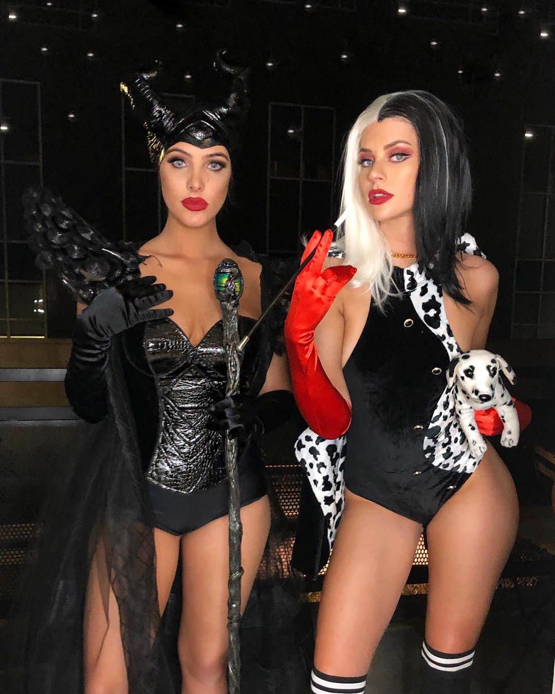 Hannah Stockingのインスタグラム：「Villains 😈👺 (who’s you’re favorite villain?) #halloween」