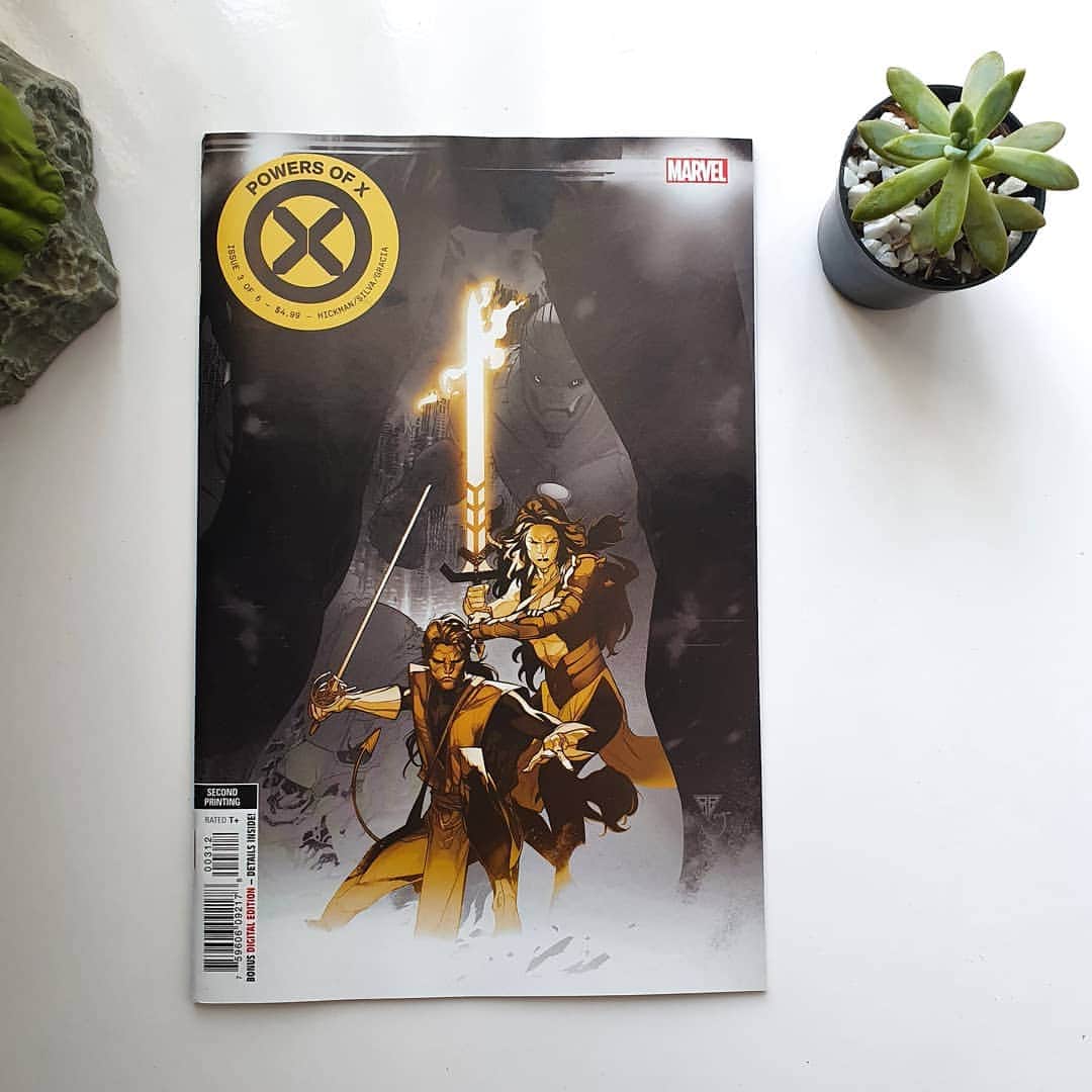 RB Silvaのインスタグラム：「Thanks a lot @midtowncomics and @marvel!! :D #PowersofX #RBSILVA #XMEN #XMEN4EVER #JonathanHickman #MarteGracia #MARVEL #MarvelComics #MidtownComics」