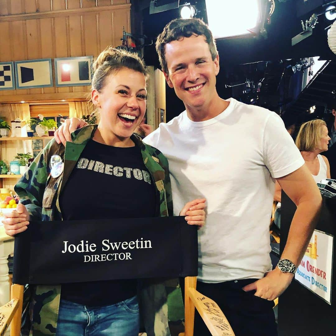 スコット・ウェインガーさんのインスタグラム写真 - (スコット・ウェインガーInstagram)「Huge congrats to this week’s outstanding director, none other than @jodiesweetin #fullerhouse #netflix #season5」10月26日 5時44分 - scottweinger