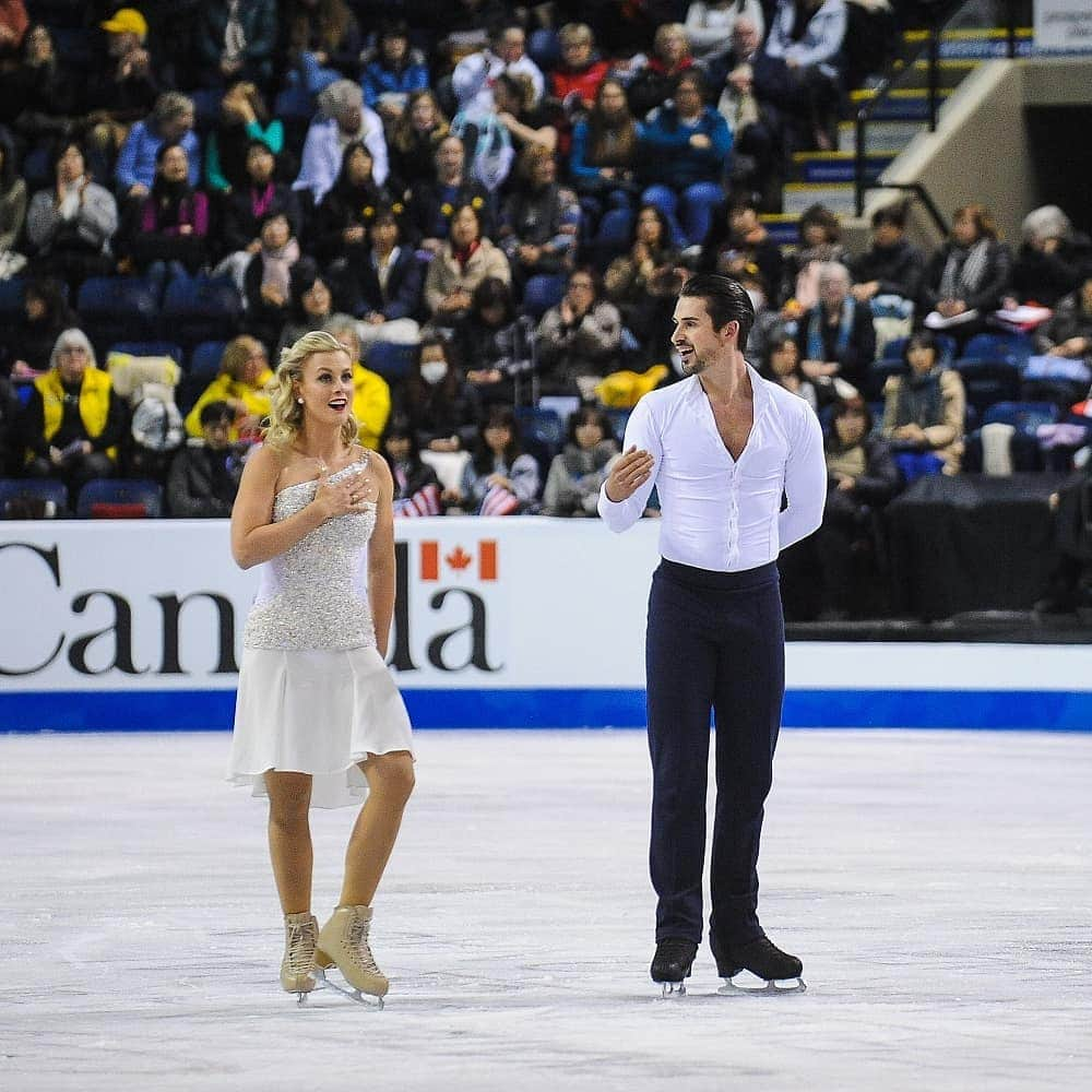 ISUグランプリシリーズさんのインスタグラム写真 - (ISUグランプリシリーズInstagram)「Madison Hubbell / Zach Donohue 🇺🇸 continue their strong performance by taking the lead after the Rhythm Dance, followed by Piper Gilles / Paul Poirier and Kaitlin Hawayek / Jean-Luc Baker --- #GPFigure #FigureSkating」10月26日 6時21分 - isufigureskating_x