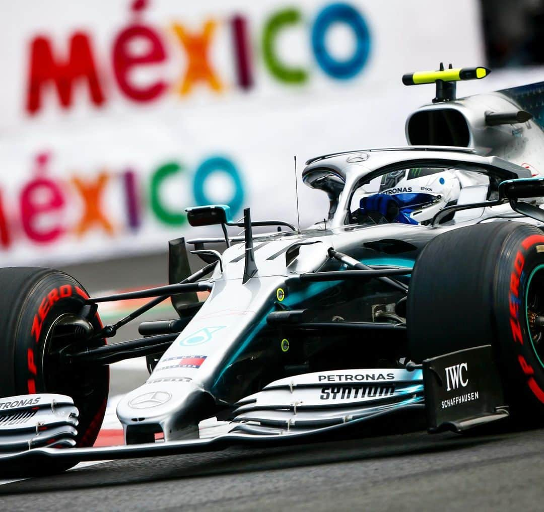 MERCEDES AMG PETRONASさんのインスタグラム写真 - (MERCEDES AMG PETRONASInstagram)「Mexico, it’s SO GOOD to be back! 🙌 W10 looking 😍 but time to find tonight as we get stuck into some Friday data 🤓 • #MexicoGP #MercedesAMGF1 #MercedesAMG #F1 #PETRONASmotorsports #VB77 #F1esta」10月26日 6時42分 - mercedesamgf1