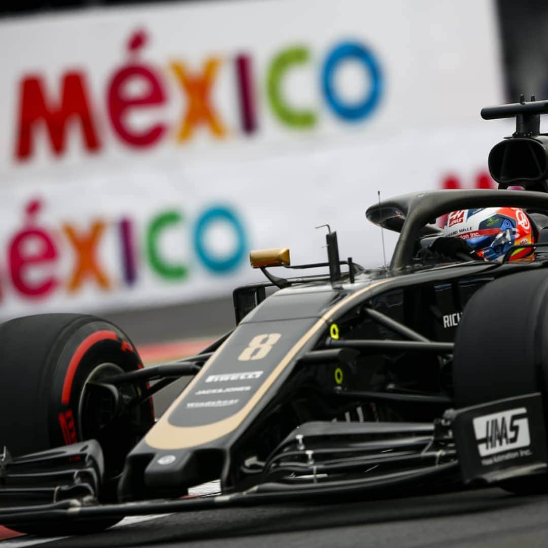 ロマン・グロージャンさんのインスタグラム写真 - (ロマン・グロージャンInstagram)「Mexicooooo 🇲🇽💯🌶️ #r8g #mexicogp 📷@motorsport.images」10月26日 6時59分 - grosjeanromain