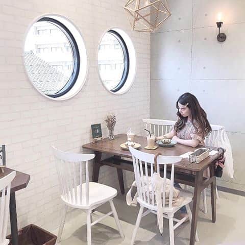 ローリエプレス編集部のグルメインスタ