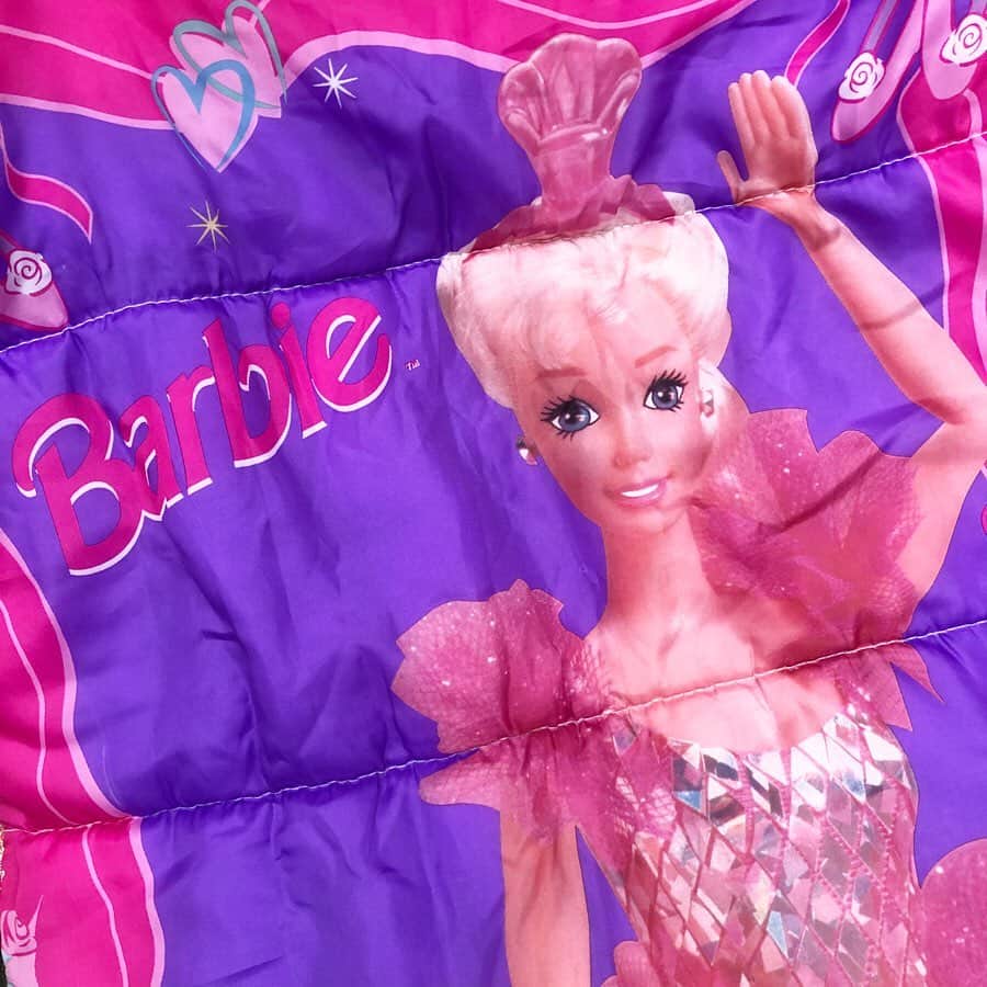 おもちゃやSPIRALさんのインスタグラム写真 - (おもちゃやSPIRALInstagram)「90's Barbie Sleeping Bag入荷しました！！！ 9800円です！！」10月26日 18時52分 - spiral_toy