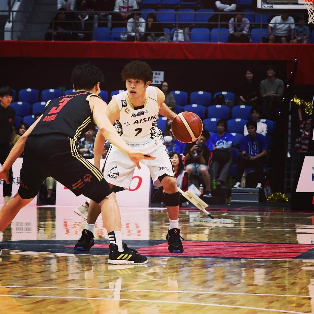 シーホース三河さんのインスタグラム写真 - (シーホース三河Instagram)「10/26(土) A東京戦 #PHOTO 三河 84 - 92 A東京 #シーホース三河  #Bリーグ」10月26日 19時08分 - go_seahorses