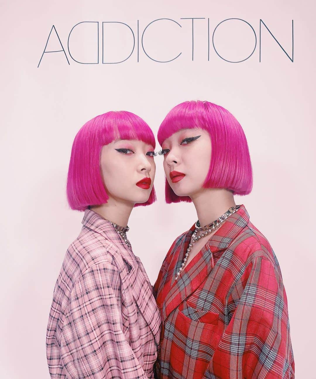 AYAさんのインスタグラム写真 - (AYAInstagram)「ADDICTION 🖤 新しいcollectionを見に行ってきました。🌹 #ADDICTIONBEAUTY #ADDICTION_HOLICOLOR #アディクション #invited  @addictionbeauty_official」10月26日 10時31分 - ayaxxamiaya