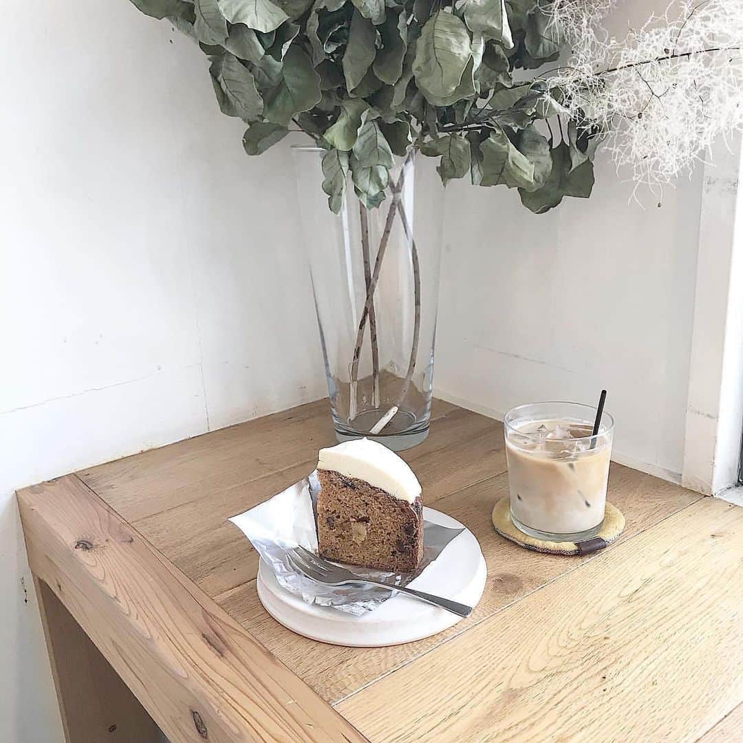 ローリエプレス編集部のグルメインスタ