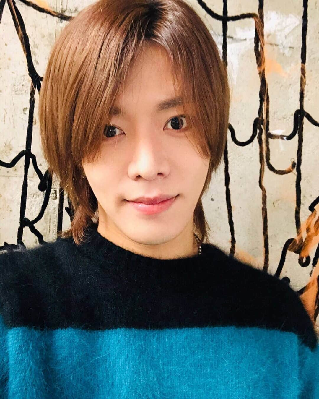 中本悠太（YUTA）のインスタグラム：「誕生日おめでとう！ユウタ！！ HAPPY BIRTHDAY ♡ YUTA !!💛 #HAPPYYUTADAY #YUTA #NCT」