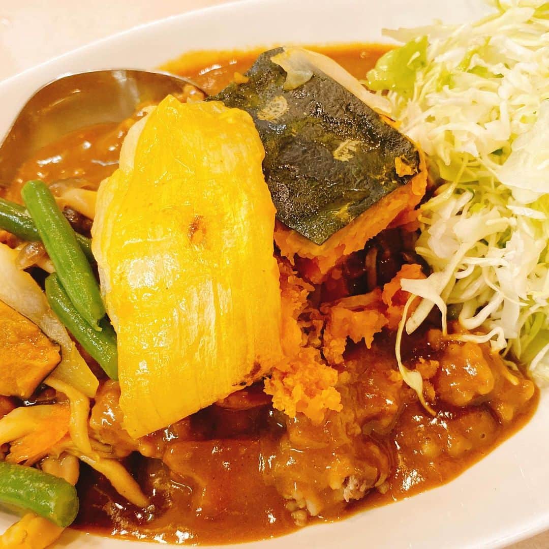 森野光晴のインスタグラム：「昨日のカレーチャージ。 3ヶ月ぶりの酒井屋。店主の塩対応がパワーアップしてる気がする…。 仙台ありがとうございました！ #玄米やさいカレー」