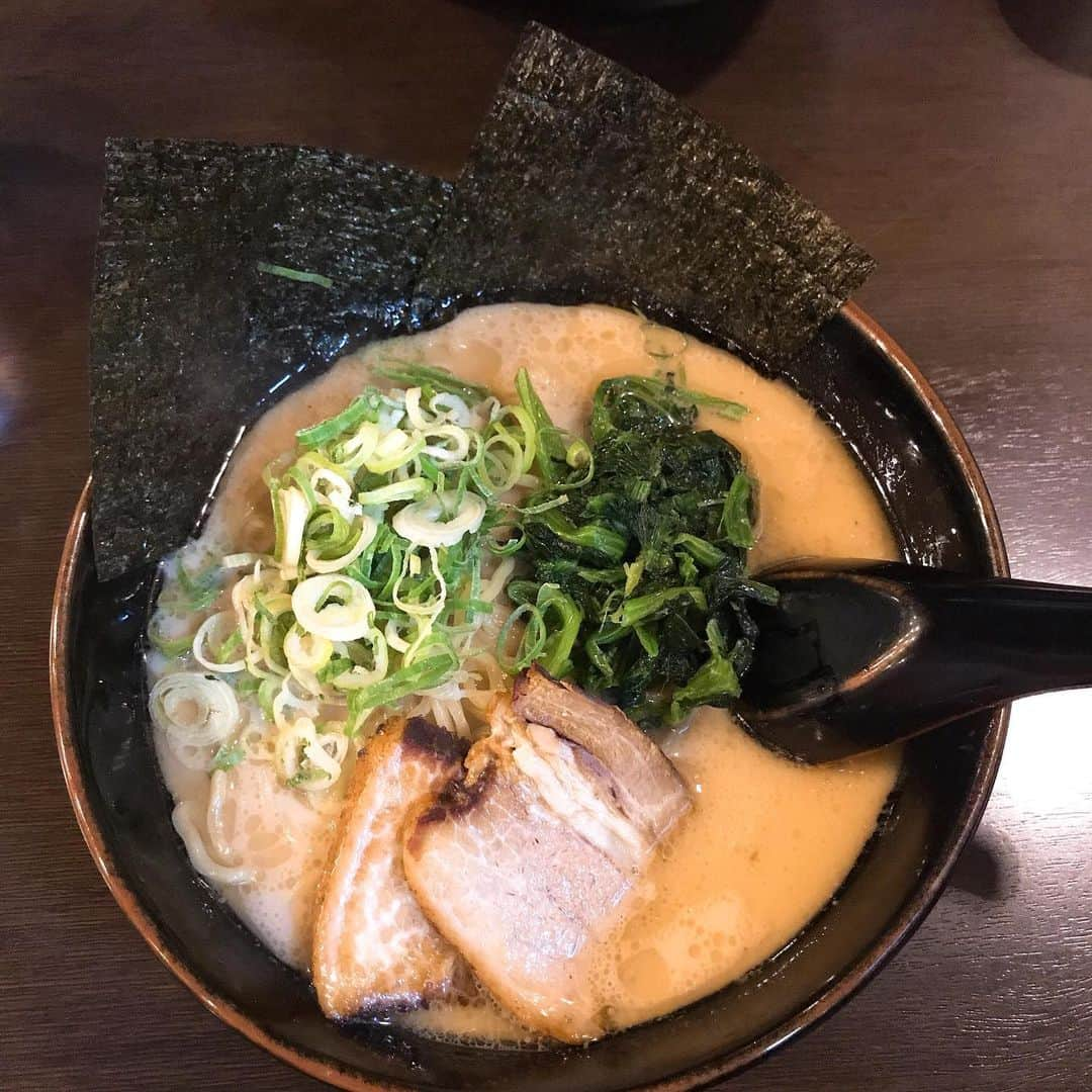 乃下未帆さんのインスタグラム写真 - (乃下未帆Instagram)「#海老塩とんこつ #海老塩とんこつラーメン #麺スタグラム #豚骨らぁめん福徳 #福徳 #のし食」10月26日 14時29分 - noshita34