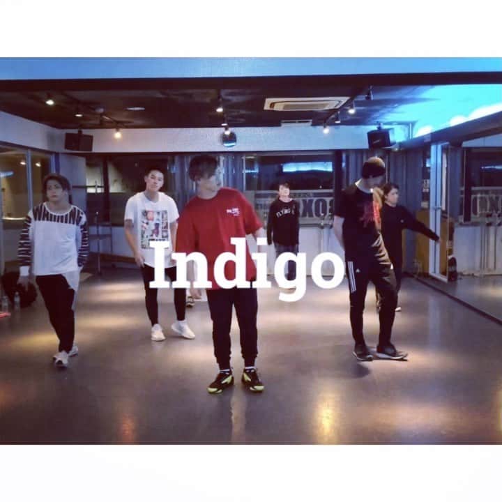 のインスタグラム：「相変わらず腰振りまくりChoreo Indigo / 88rising (@88rising )&NIKI (@niki ) @boxacademy_dance ・ ・ ・ ・ #ダンス動画 #ダンスレッスン #レッスン動画 #ヒップホップ #ヒップホップダンス #ダンス #ダンサー #dance #dancer #ダンス部 #choreography #urbanchoreography #hotdance #bestdance #niki #88rising #dancecamp #dancecompetition #いいね返し #踊ってみた #振り付け #wodchallenge #dancechallenge #indigo #urbandance #dancelesson #hiphopdance #dancehall #yastinchoreo」