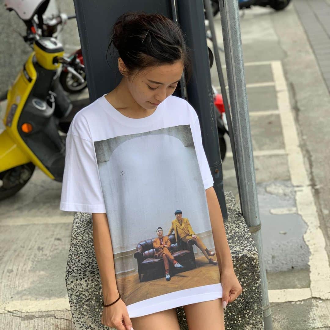 小島瑠璃子さんのインスタグラム写真 - (小島瑠璃子Instagram)「🇹🇼 バナナマンライブ「S」 グッズTシャツ。 安心してください、 履いてますよ。」10月26日 14時59分 - ruriko_kojima